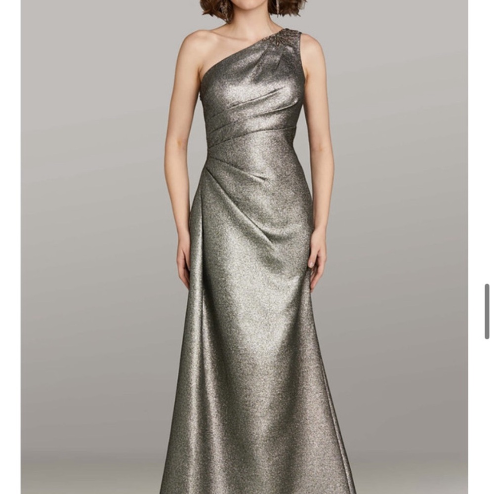 Glamorous One-Shoulder Metallic Gown Feriani